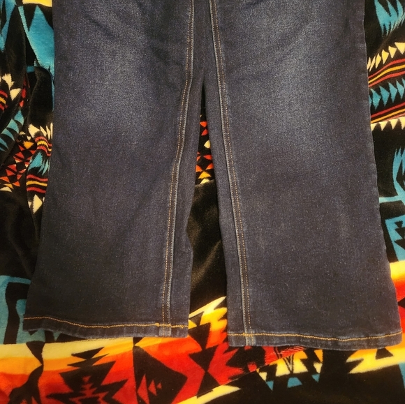 Maternity jeans - Picture 2 of 3